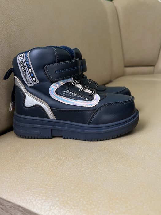 Демі ботіночки на дівчинку