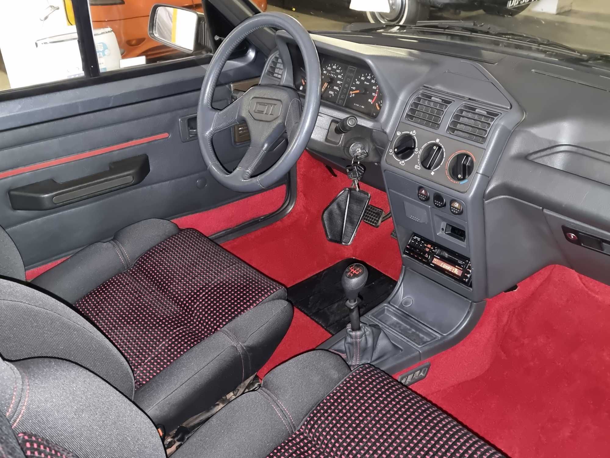 Peugeot 205 CTI 1.6 como novo