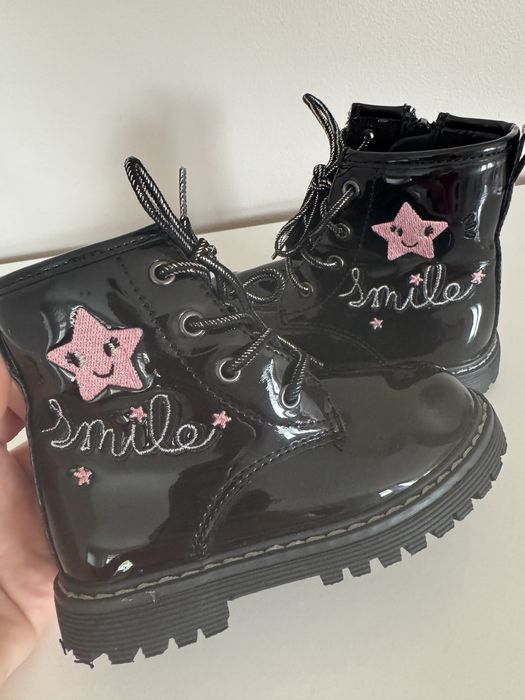 Buty dziecięce 23