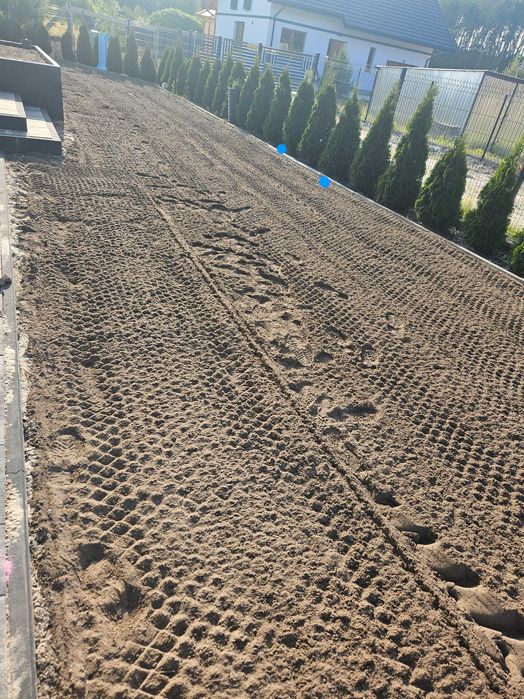 Równanie terenu ,Uslugi Minikoparka Glebogryzarka separacyjna