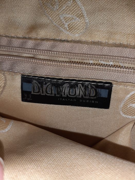 Кожаная женская сумка DIAMOND с замшевой вставкой.