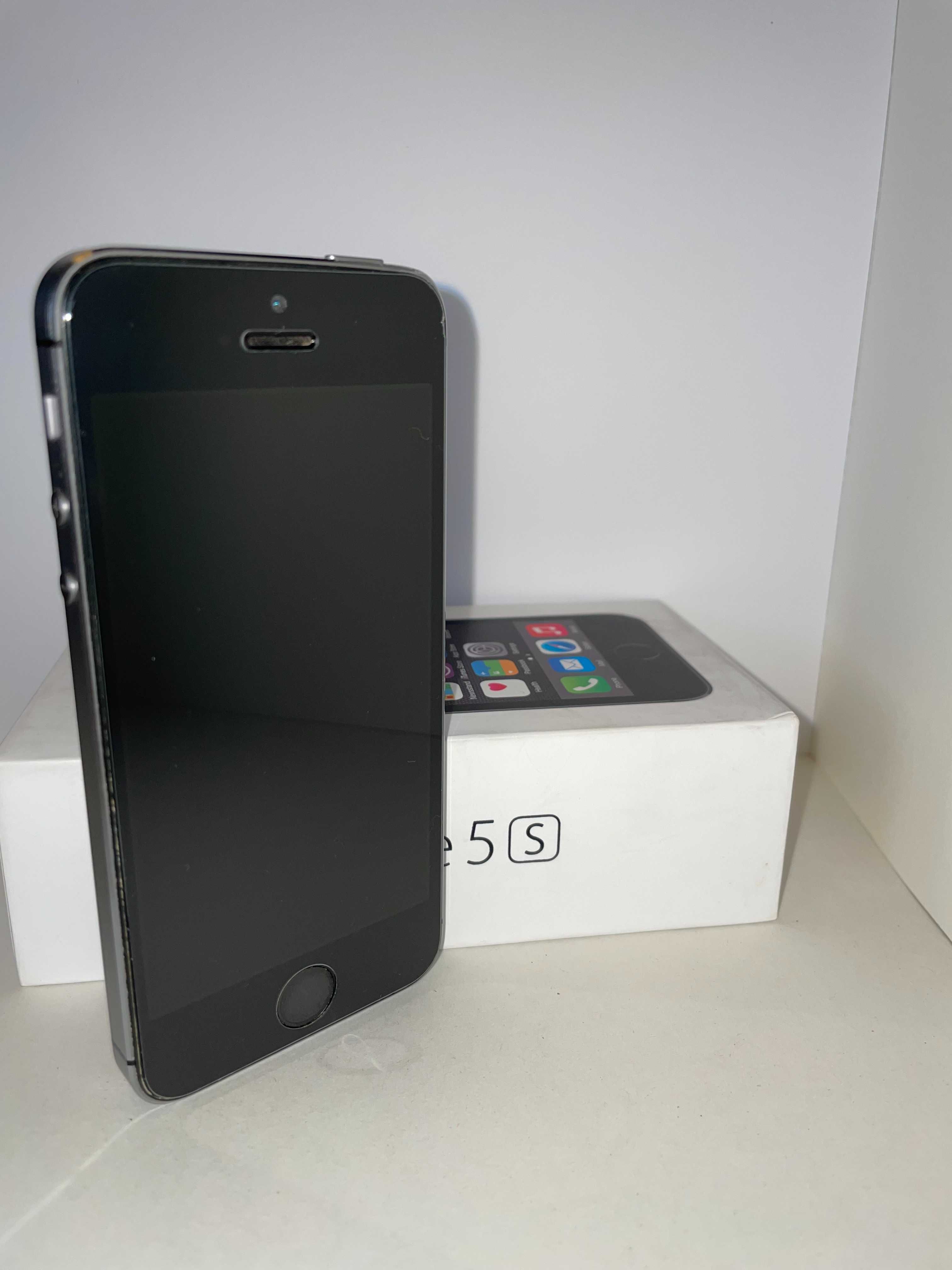 iPhone 5s 16GB Space Grey