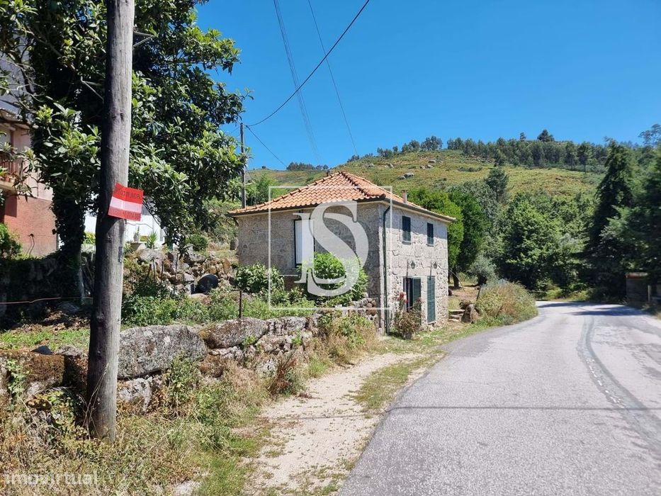 Moradia  Rústica T3 Rossa