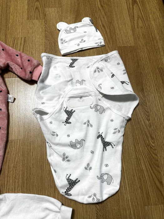 Чоловічки, боді, лосінки, для пеленання немовля 56-62