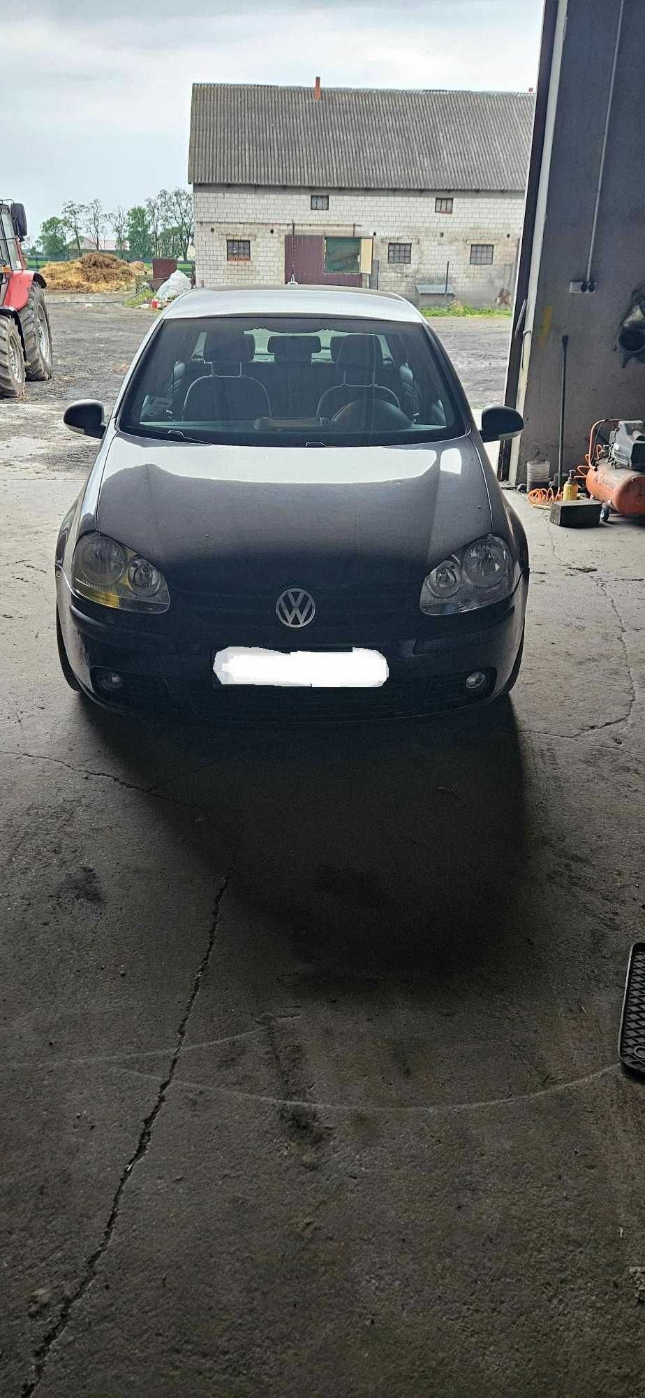 Volkswagen Golf V