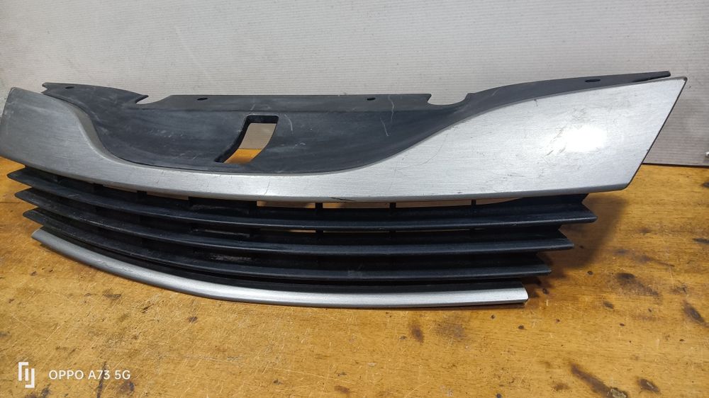 Grelha Renault laguna original 2003