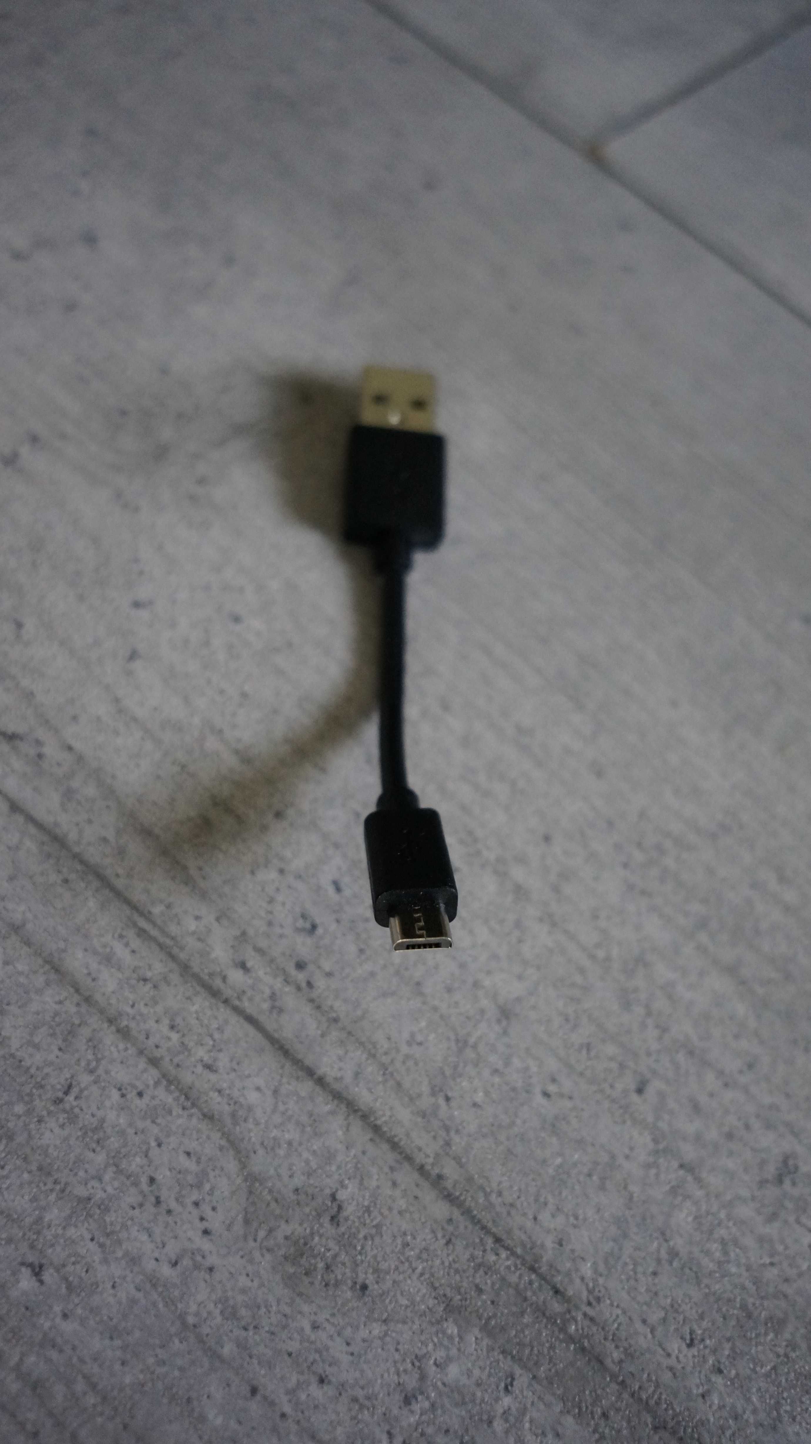 Krótki kabel USB - Micro USB