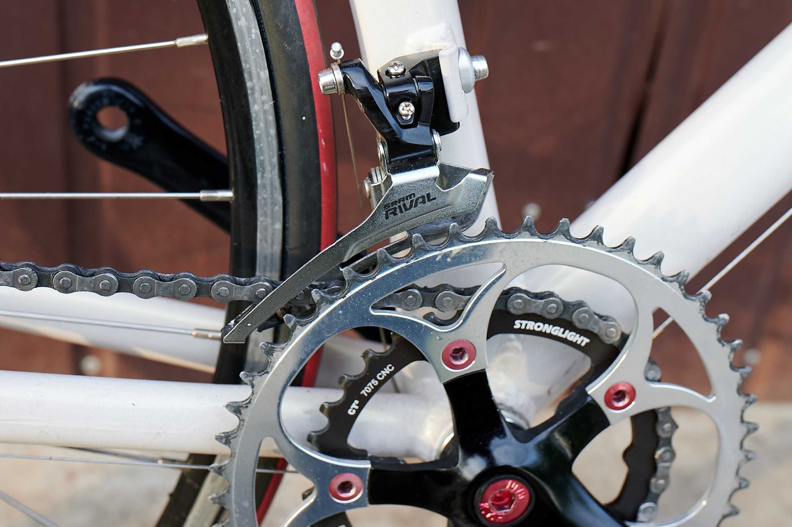 Rower szosowy Szosa kolarka Alu Shimano 105 roz 22cali okazja super