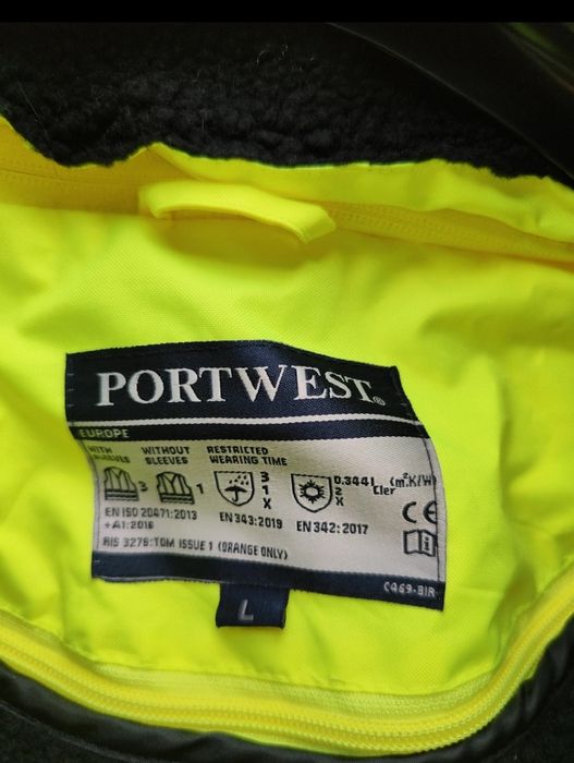 Odblaskowa zimowa przeciwdeszczowa kurtka portwest L Ryanair lotnisko