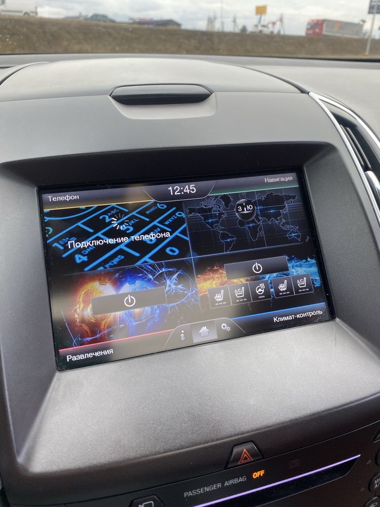 Ford Edge titanium