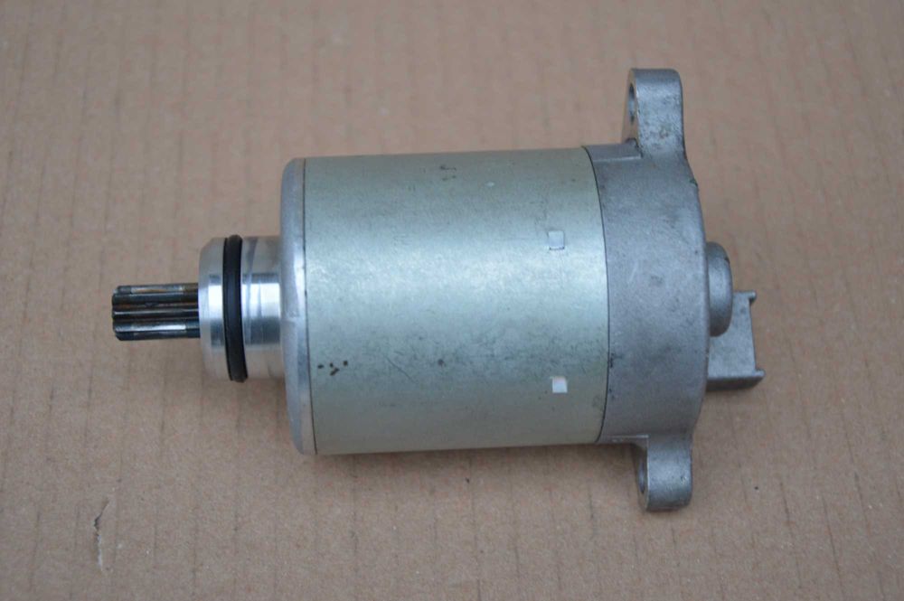 Piaggio Vespa 125 ROZRUSZNIK oryginalny 829414