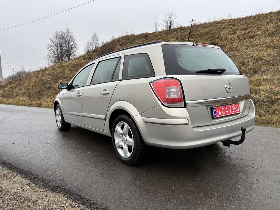 Opel Astra H 2007 1,6 бензин