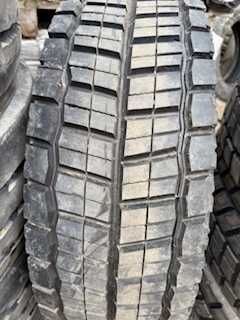 Opony używane w rozmiarze 285/70R19,5 napędowe