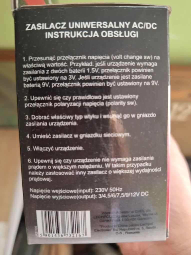 Zasilacz uniwersalny