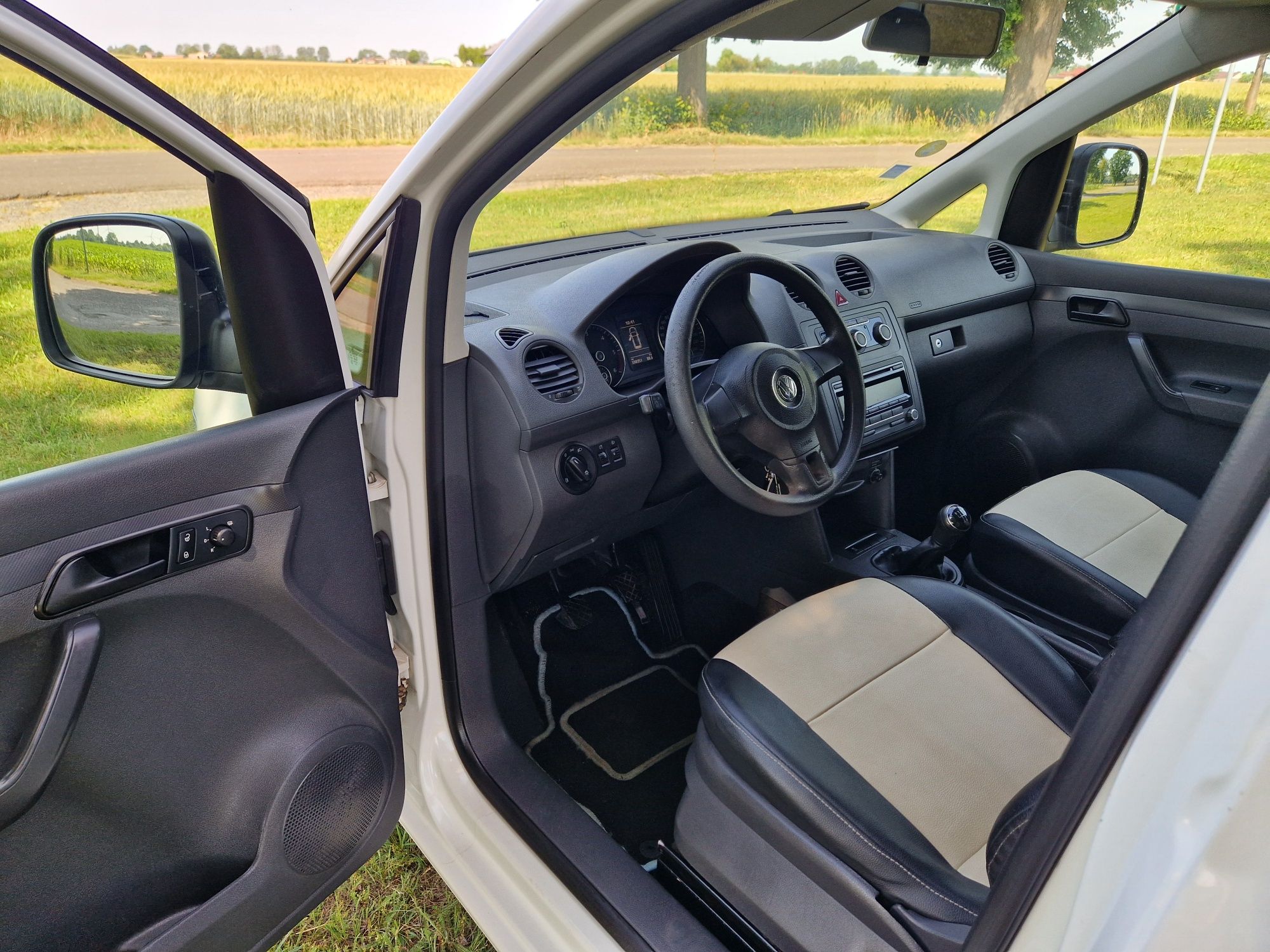 Vw Caddy 2015r 1.6 TDI long maxi 5 osobowy