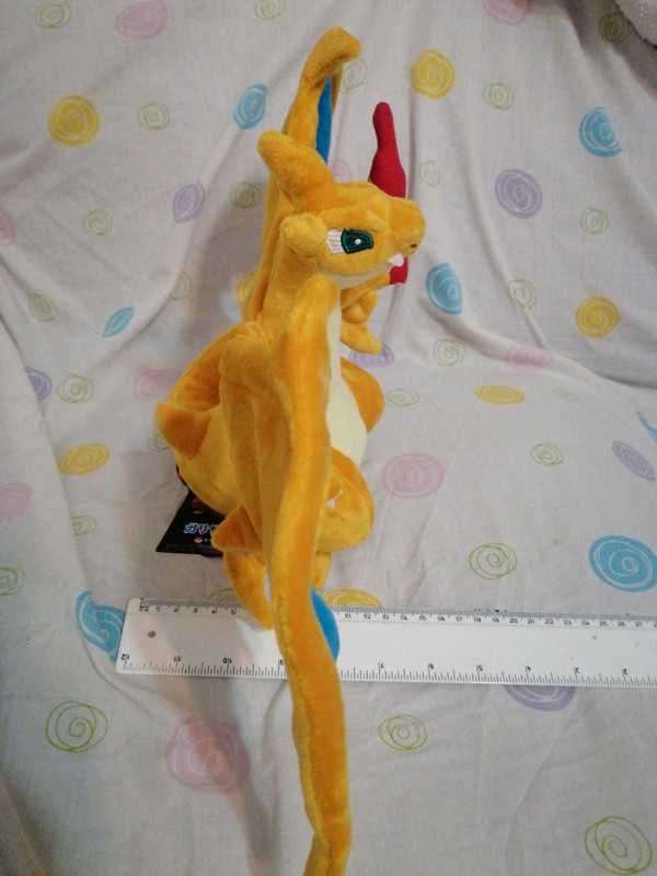 Pokémon peluche mega charizard y