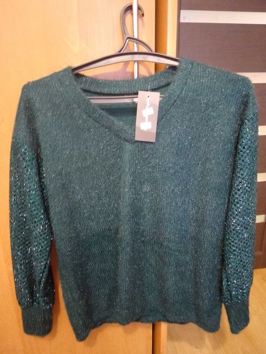 Джемпер новий святковий