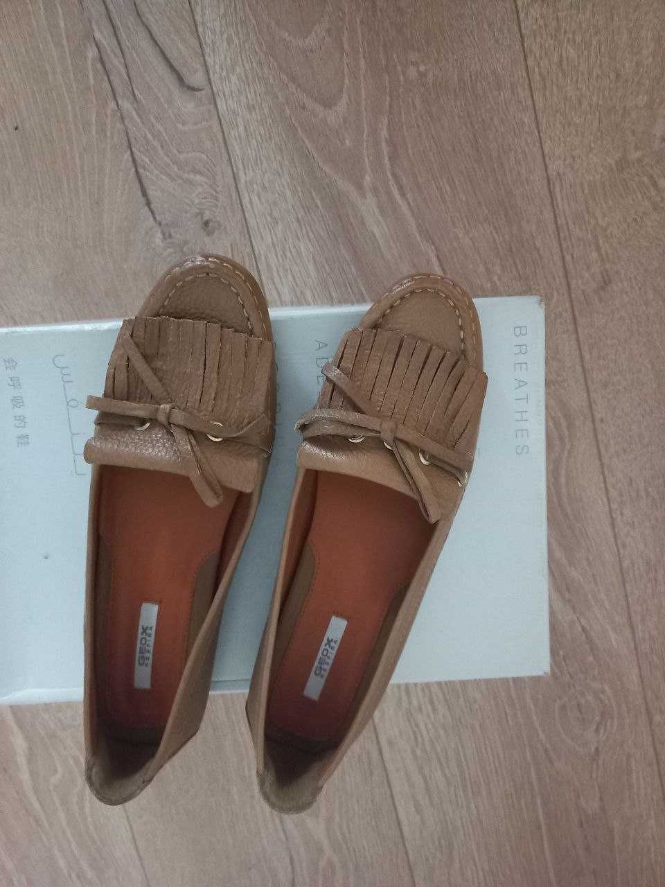 Продам нові жііночі мокасини р.35