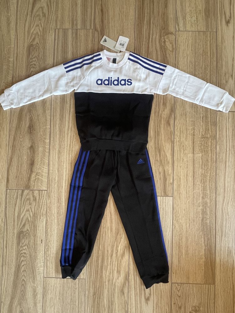 Dres adidas komplet całoroczny