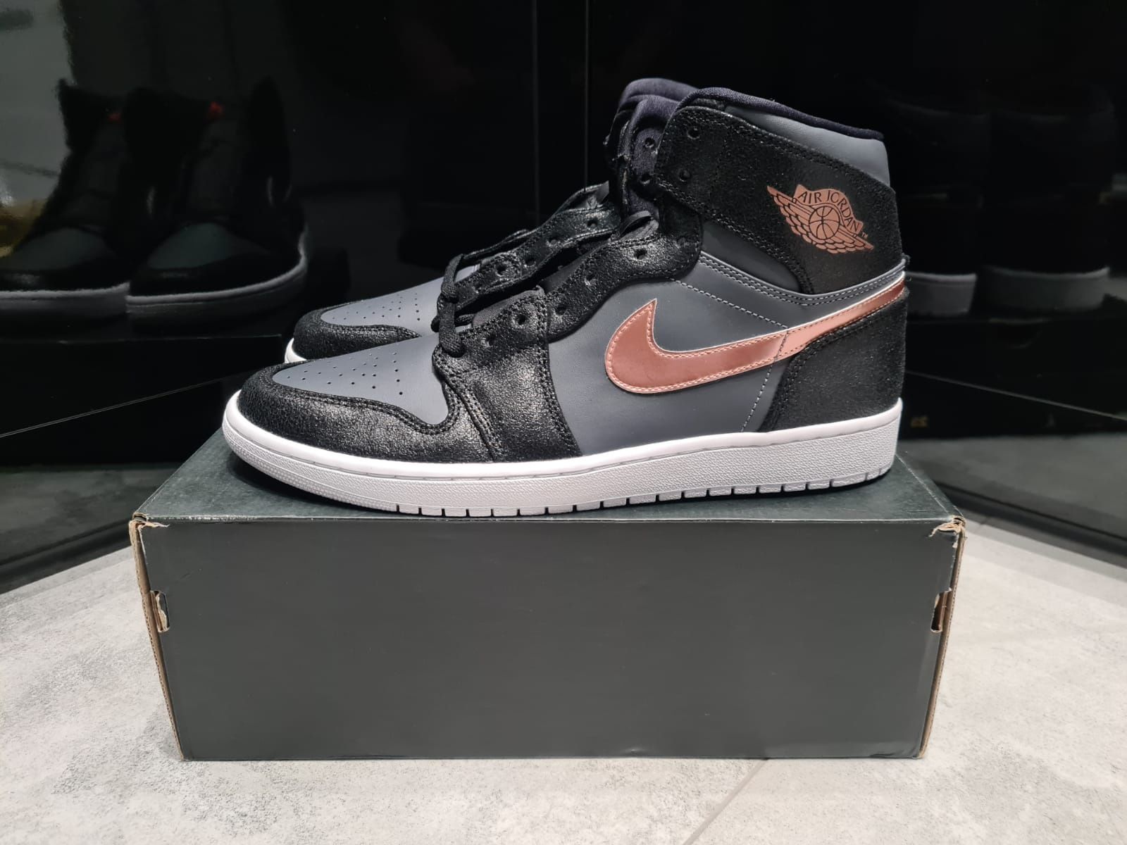 Nike Air Jordan 1 Retro High 'Bronze Medal' r. 46eu/12us