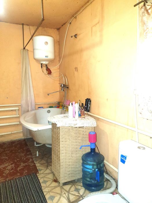 Продам будинок, Безлюдівка ( центр)