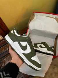 Nike Dunk Low Medium Olive   38.5