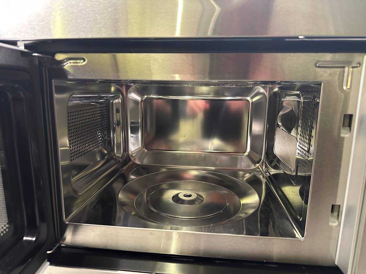 Kuchenka mikrofalowa wolnostojąca Silva Schneider EBM-G 880E