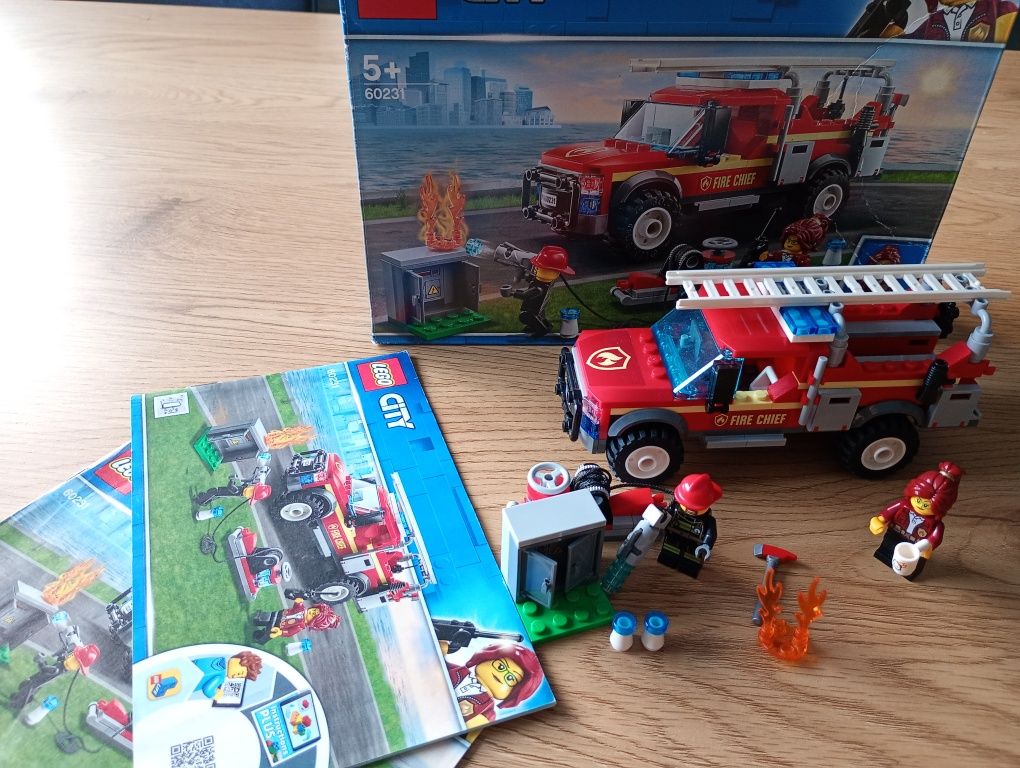 LEGO City 60231 Terenówka komendantki straży pożarnej