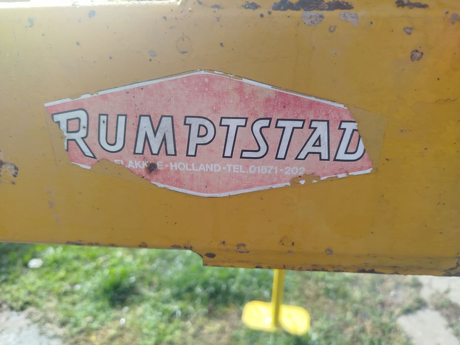 Pług obrotowy 2 skibowy rumptstad