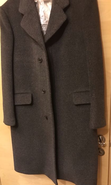 Пальто зимнее мужское из натуральной ламы