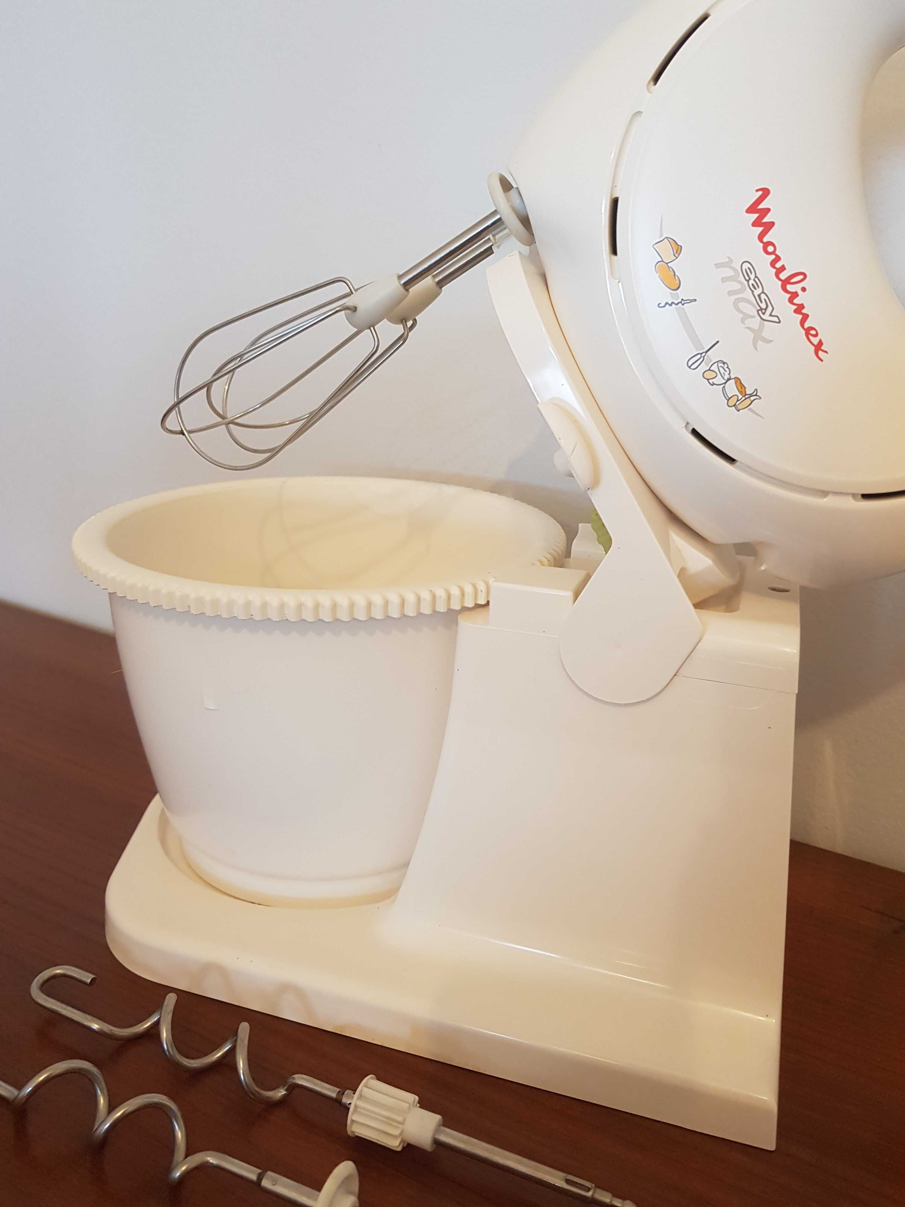 Batedeira elétrica com taça - Moulinex -baixa de preço