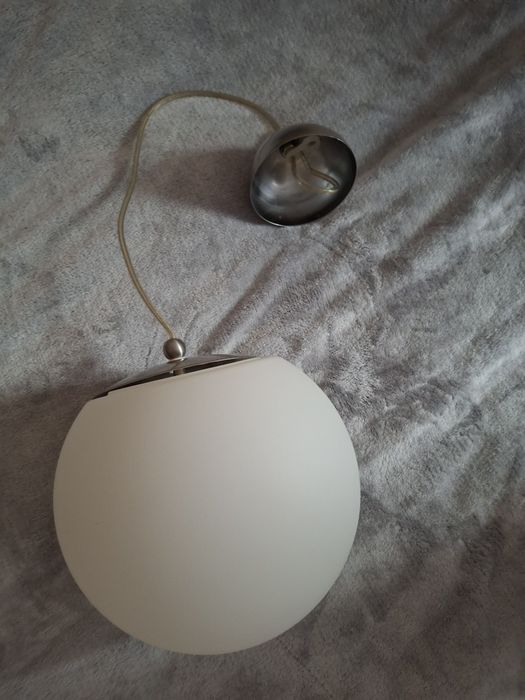 Lampa wisząca kula