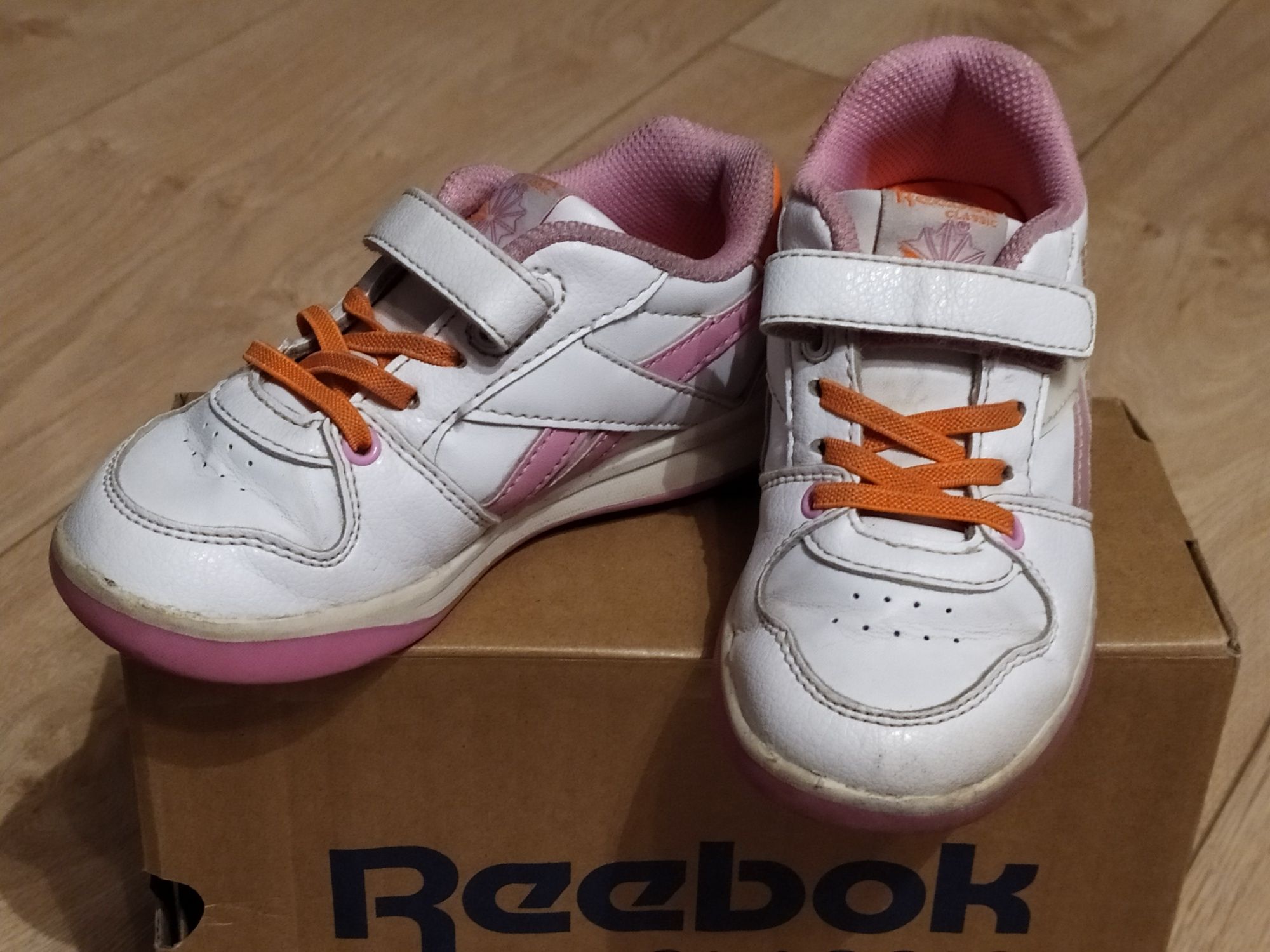 Buty świecące sneakersy  Reebok classic step and flash LED r.