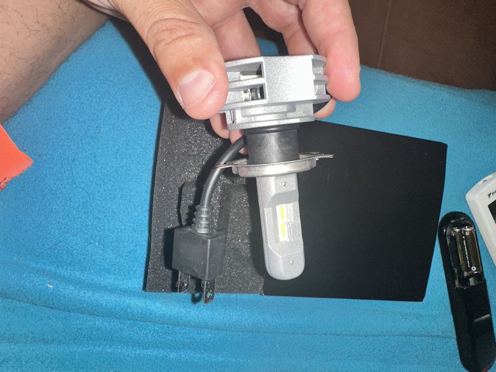 Lampeda LED para carro ou mota
