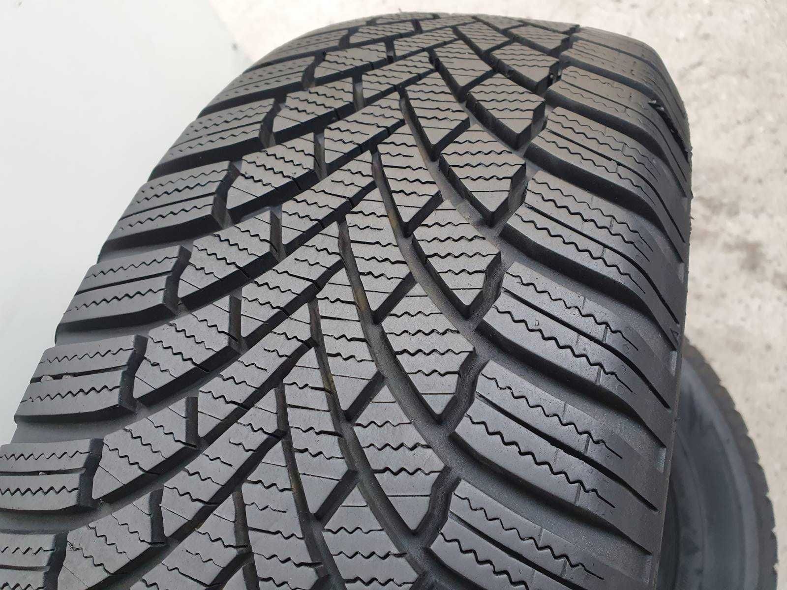 2x Bridgestone Blizzak LM005  215/65r16  7,3mm 2022r