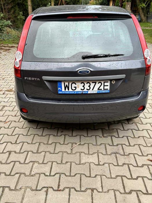 Sprzedam samochód osobowy