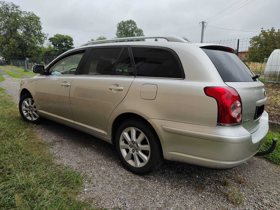 Sprzedam/Zamienię Toyota Avensis 1.8 LPG