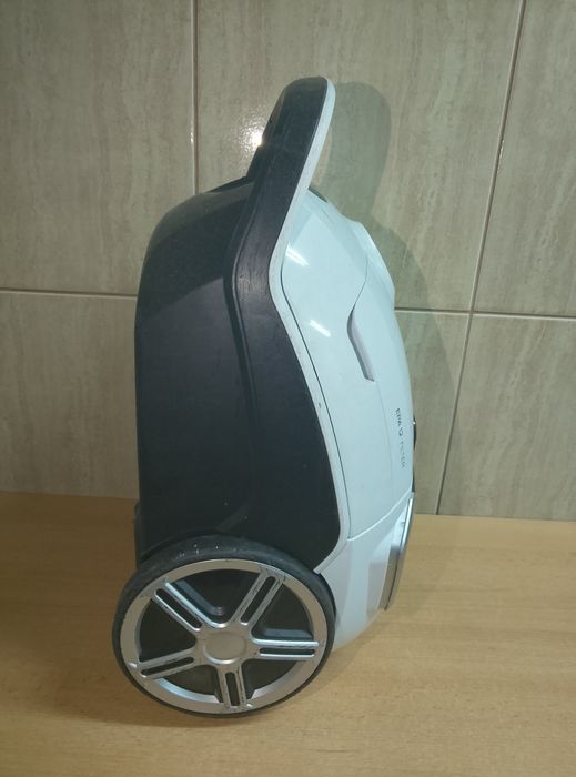 Odkurzacz Amica Sumam VM 6011 moc 700W NIESPRAWNY