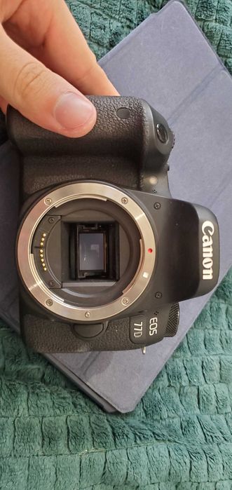 Aparat Canon 77D + canon EF 50mm 1.8 + Canon EF 24-105 L