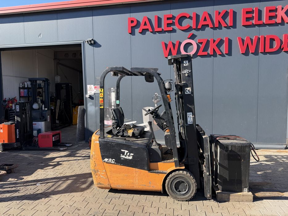 Wózek widłowy elektryczny 450 cm 1500 kg HC wózek widlak 3 kolowy