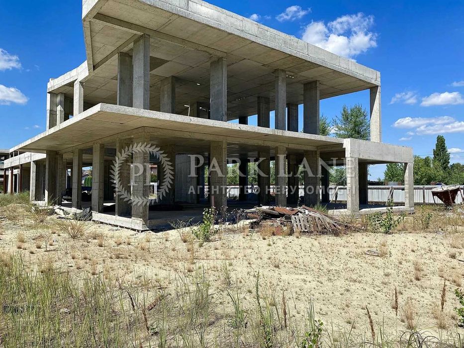 Продаж будинку Конча-Заспа 536,4 м.кв. с виходом на Дніпро.