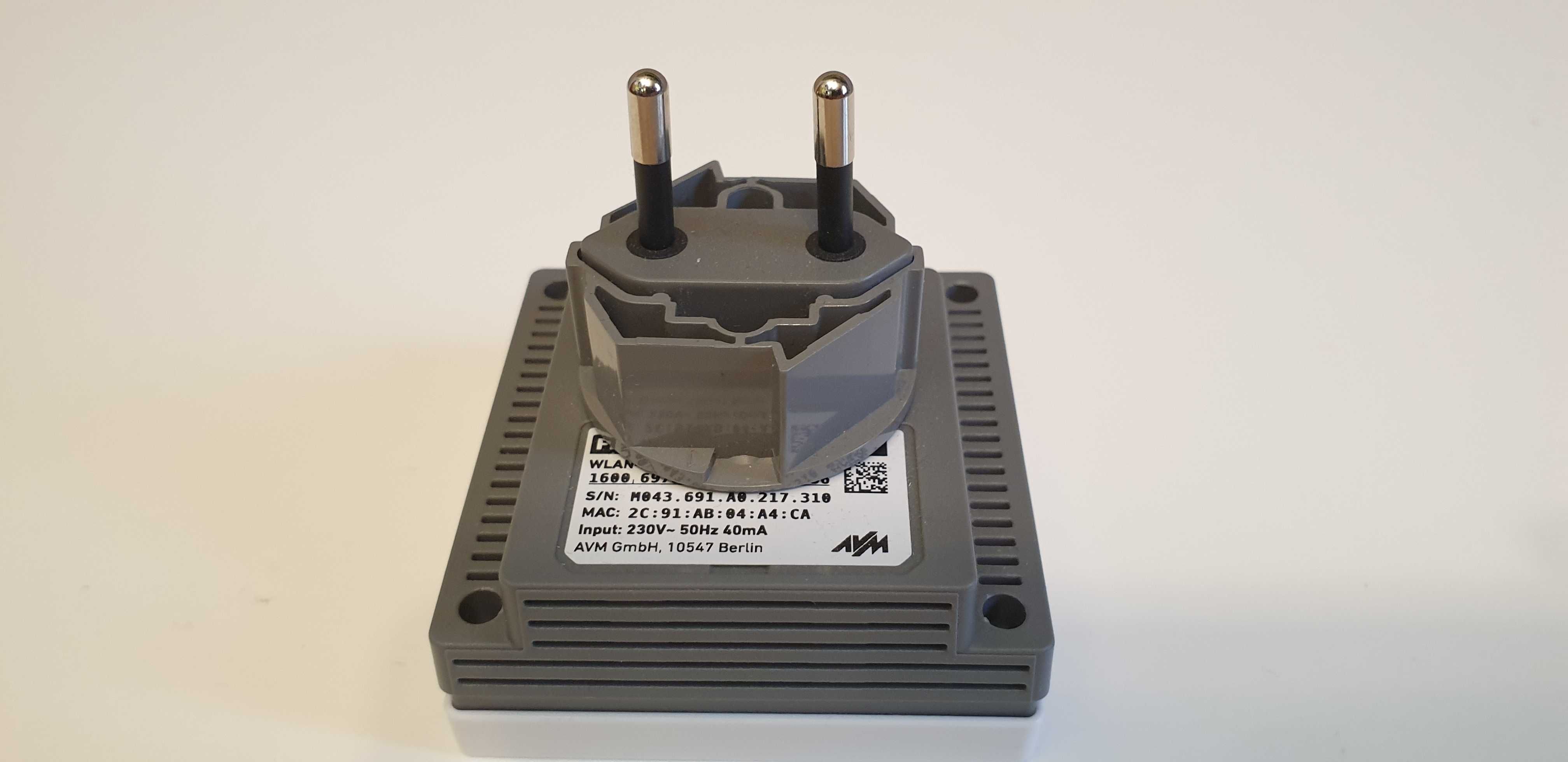 Fritz Repeater 600 wzmacniacz sygnału Wi-Fi