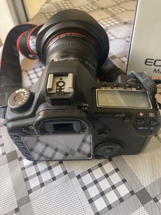 Фотоаппарат Canon 5D mark 2