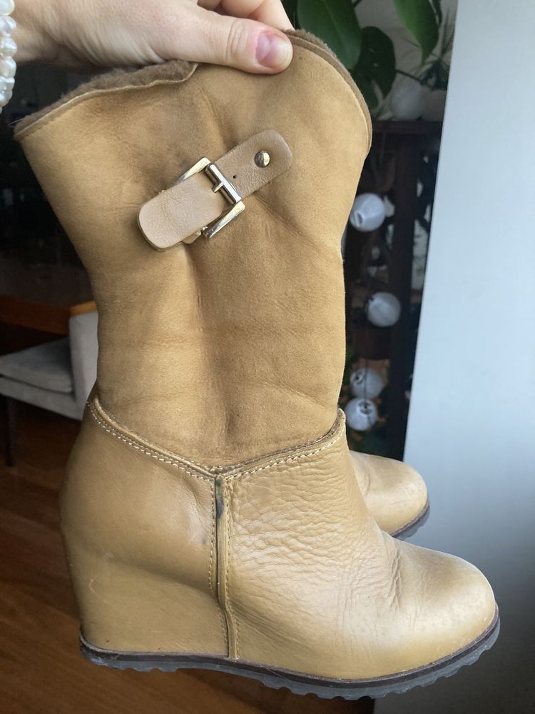 Botas em pele Uterque