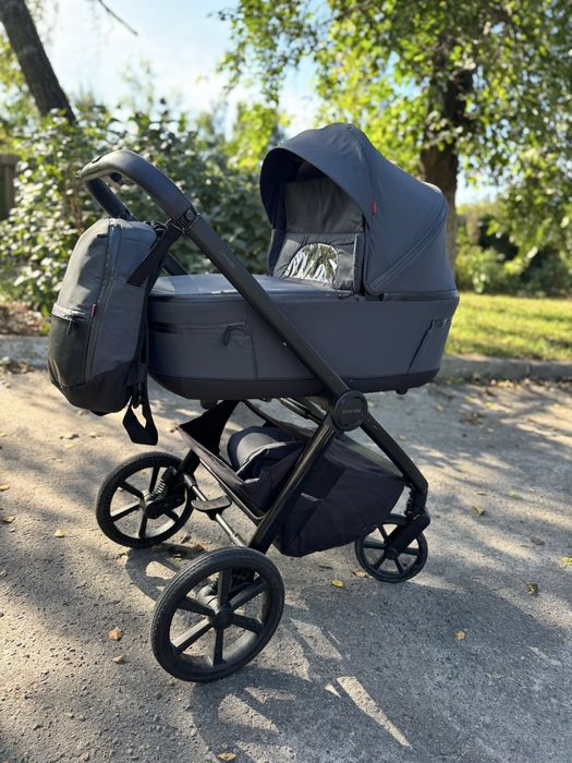 Продаю дитячий візок , як новий Carello Omega plus 2024