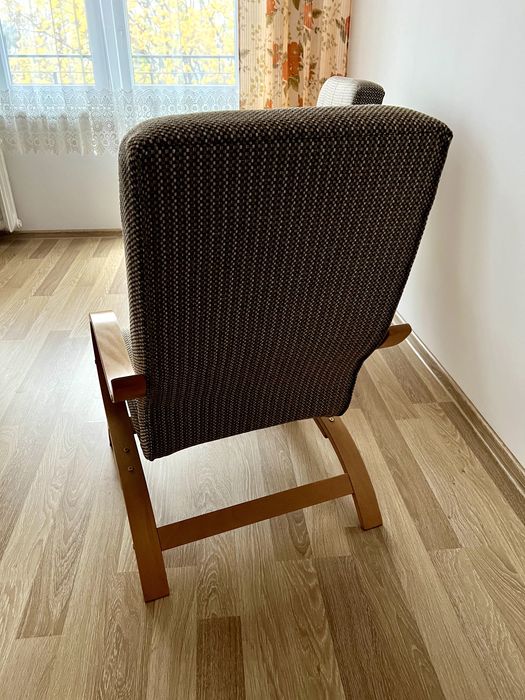 2 fotele drewniane tapicerowane - wygodne, stan bardzo dobry - Lublin