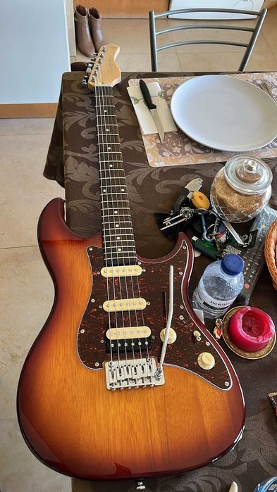 Sire S3 HSS Guitarra