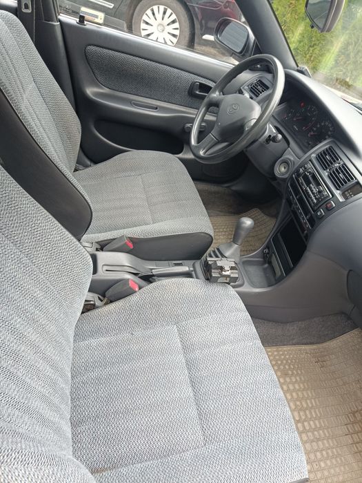 Toyota Corolla 1.3 XLI drugi właściciel