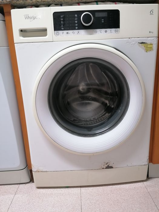Máquina whirlpool roupa