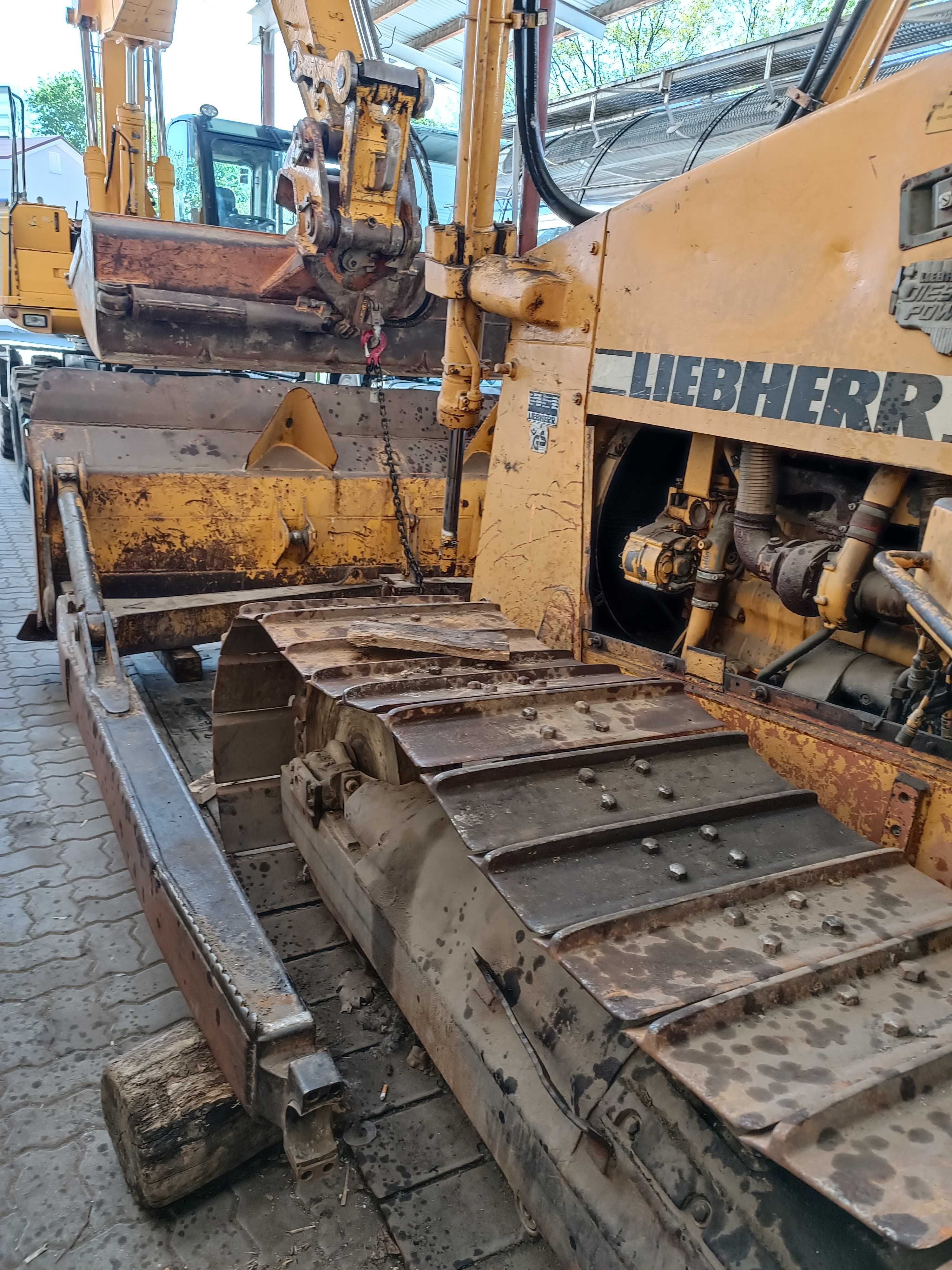 Бульдозер LIEBHERR PR712